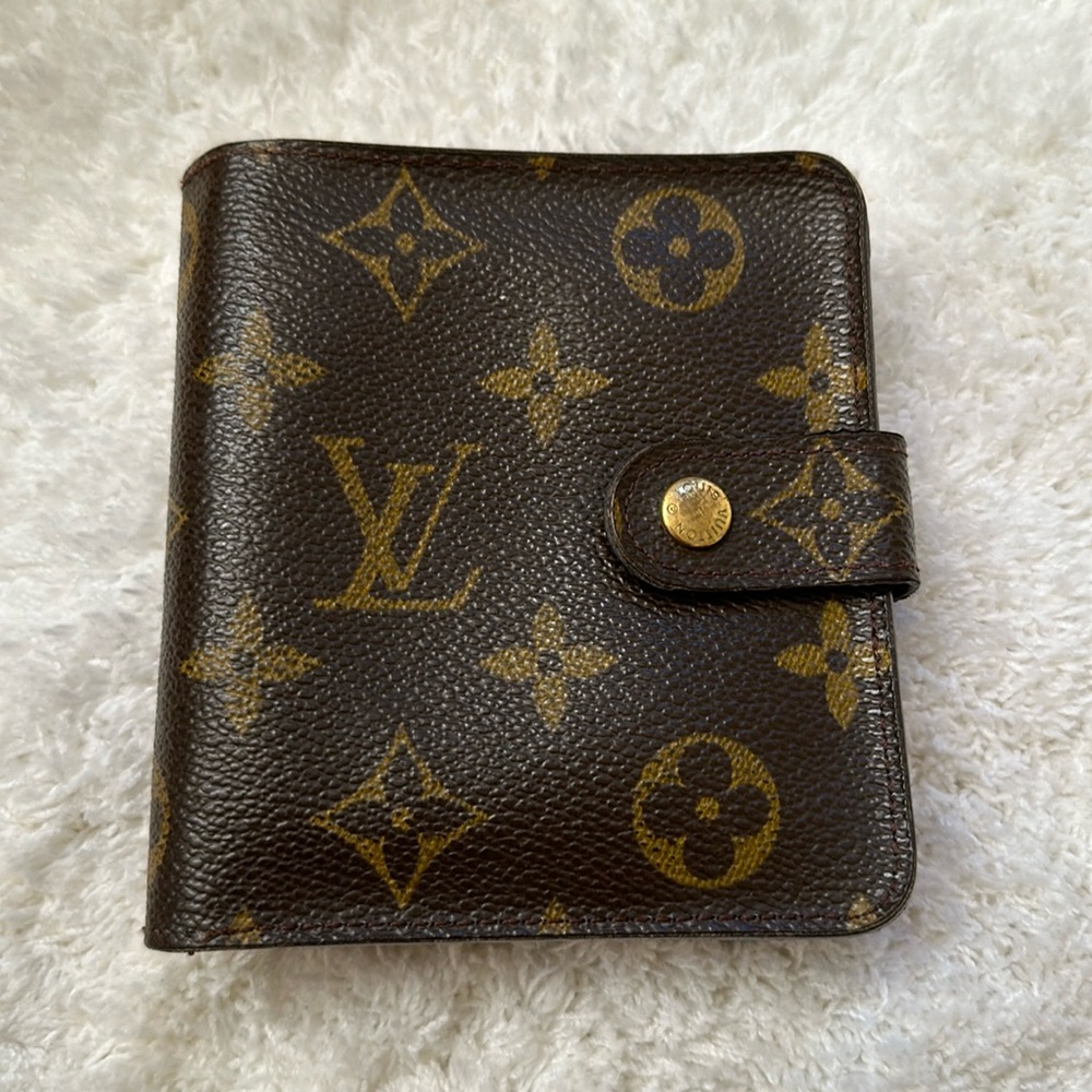 Louis Vuitton Wallet